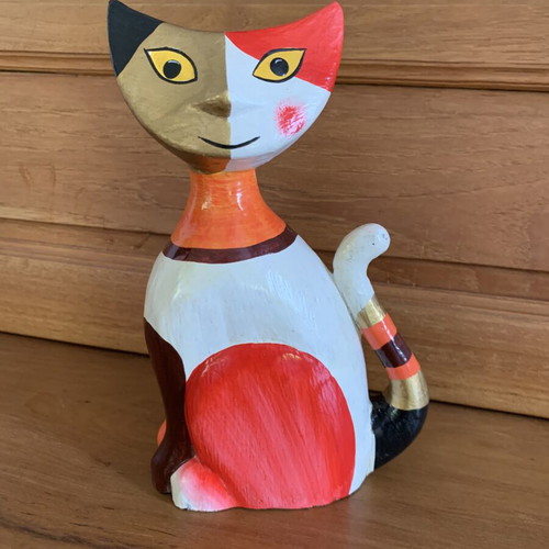 Decorative wooden cat figurine, new, 20 cm tall, hand-painted with gold leaf details