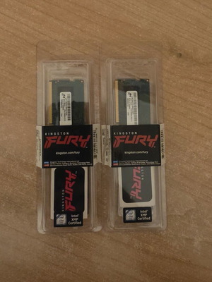 Kingston Fury 2 x 4 GB DDR4 3200Mhz RAM σαν καινούργιες