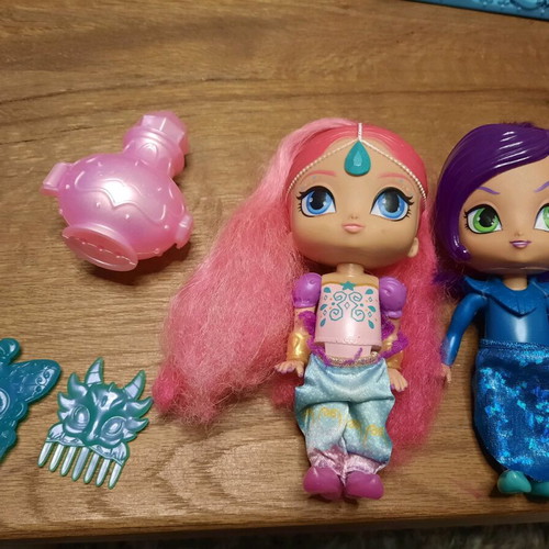 Shimmer & Shine dolls used, set of 2