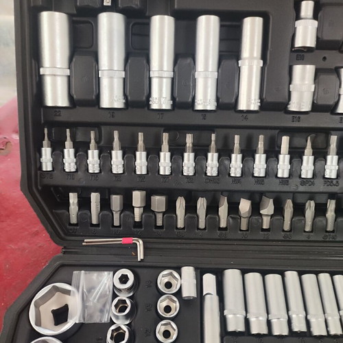 Bormann BHT 5180 Socket Set 1/2 & 1/4 New