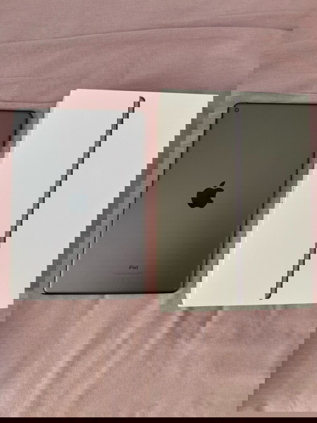 iPad (9th generation) Wi-Fi 64GB Space Grey