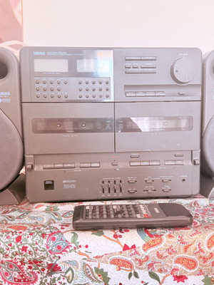 Yamaha YST-C11 Natural Sound vintage sound system like new