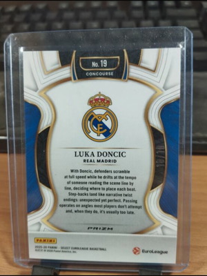 Luka Doncic Select κάρτα μπάσκετ 10/10