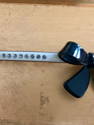 Moliabal Ebony&Ivory Hair Clip new