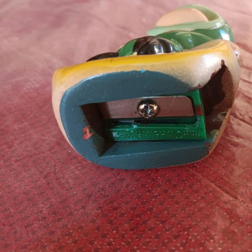 Sharpener like new in excellent condition
