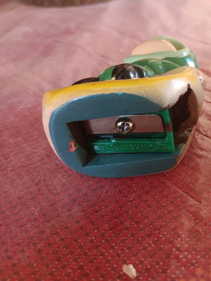 Sharpener like new in excellent condition