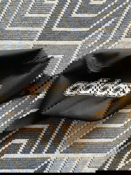 addidas τσαντάκι αφορετο απλα χωρις καρτελακι