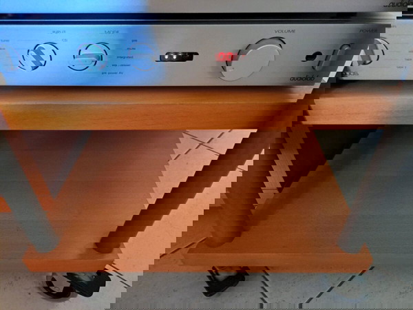 Audiolab 8000s.