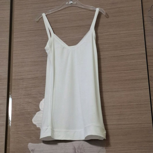 Girls' tank top like new with silver crystal details