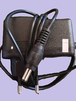 AC/DC adapter model PS-121 like new
