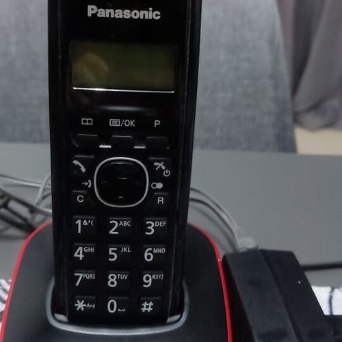 Panasonic cordless phone like new, black