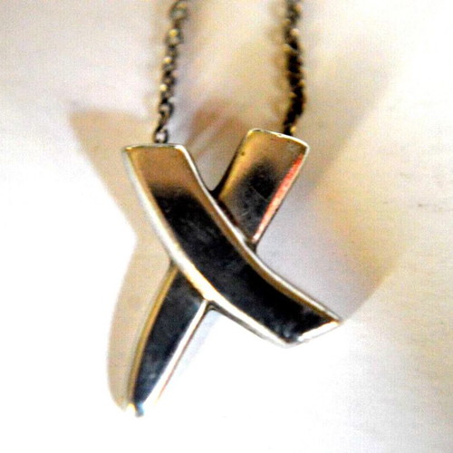 Paloma Picasso Tiffany's 925 silver pendant and chain like new
