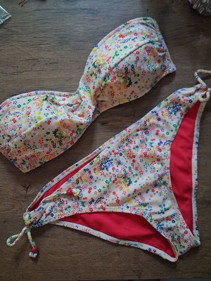 Esmara floral padded bikini medium butter yellow