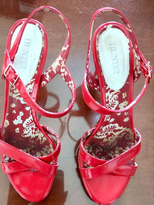 Hunter women's sandals used, red patent leather, size 39