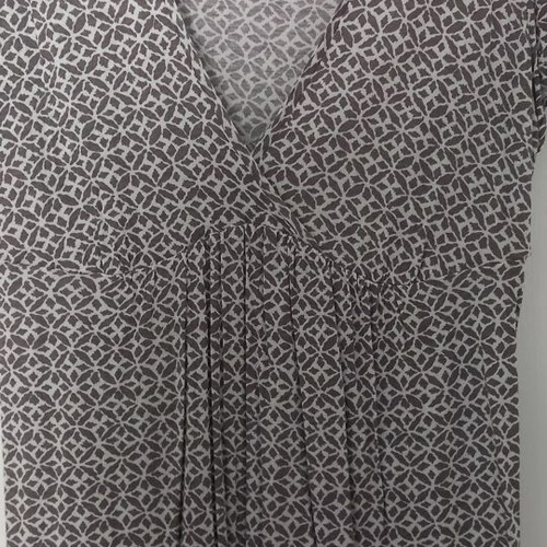 Benetton blouse dress size M/L like new, soft fabric, white and gray