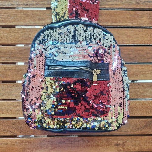 Children's backpack with colorful sequins
