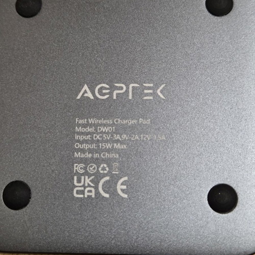 AGPTEK DW01 wireless charger 15W new, Qi-compatible