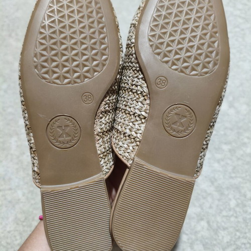 Xti Myles women's flat shoes size 38 new beige straw weave