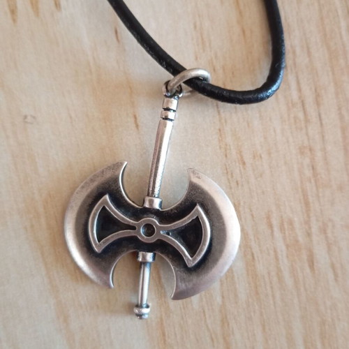 Silver pendant double axe 925 on leather cord, like new