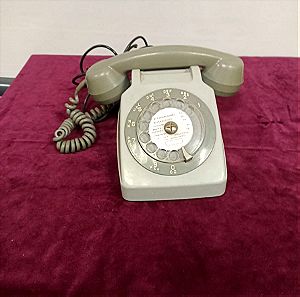 Τηλέφωνο με καντράν vintage λειτουργικό
