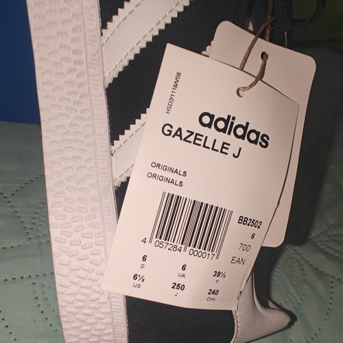 Adidas Originals Gazelle Unisex sneakers new, size 39, black and white