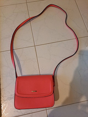 Bershka crossbody bag like new