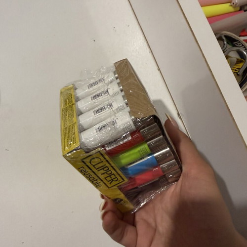 Clipper lighters new, pack of 24