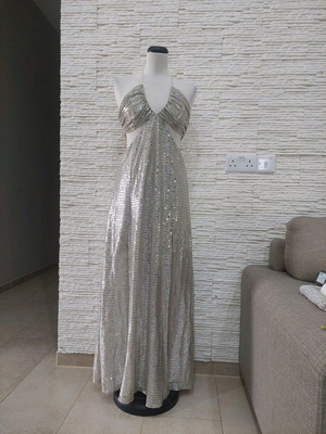 Silver dress size M like new