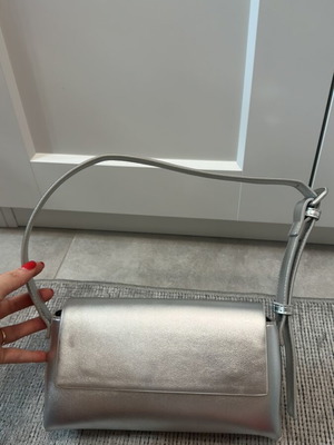 Mango silver handbag like new
