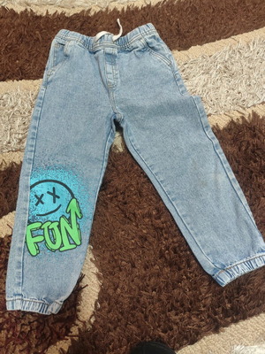 Children's jeans like new for ages 6-7
