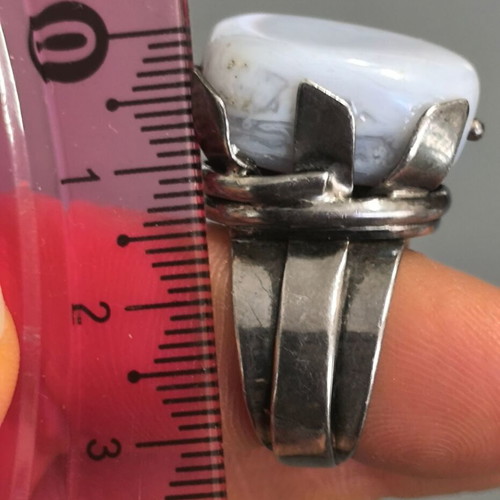 Silver 925 ring with agate like new, blue stone