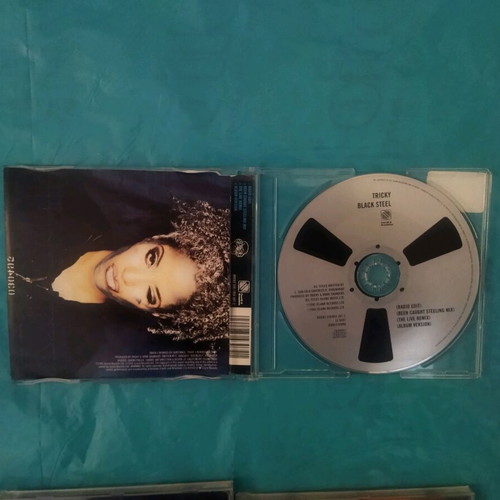 Tricky CD like new, electronic music, Trip Hop