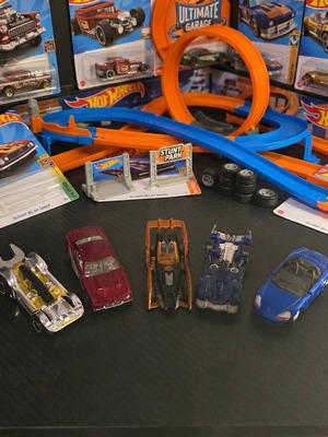 Hot Wheels toy cars like new, set of 5 pieces