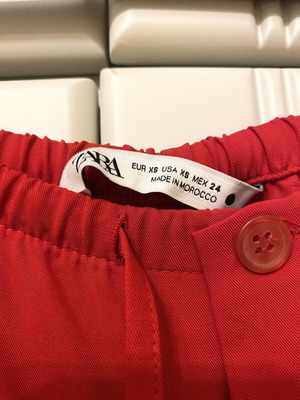 Zara red fabric pants like new, size XS