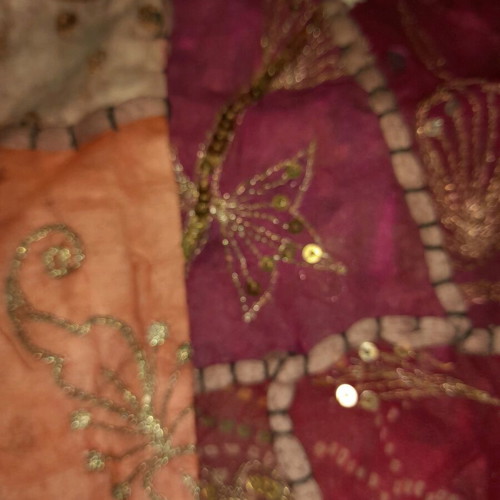Τσάντα πανίνη boho πατσγουορκ με πούλιες και κεντήματα σε άριστη κατάσταση