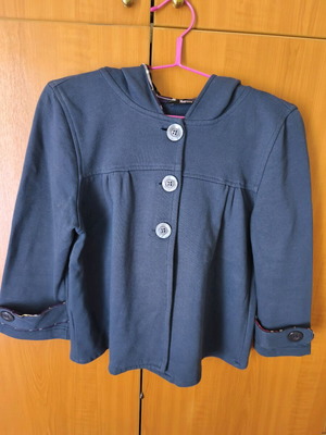 Short jacket with hood and fleece lining like new, size M, blue
