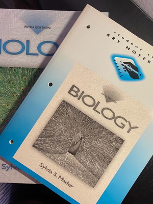 Βιβλία Biology της Sylvia S. Mader και art notebook καινούργια