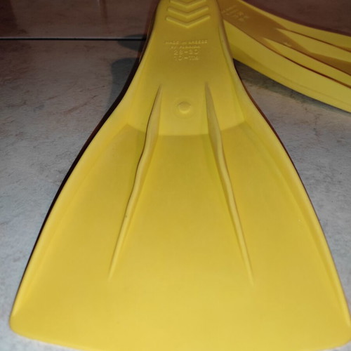 Florida Speedy swim fins size 28-30 yellow like new