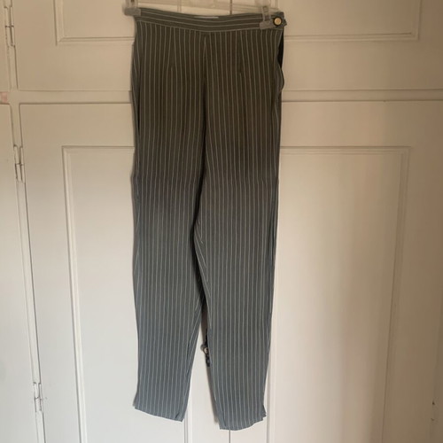 Dolce Domenica women's pinstripe suit like new, grey