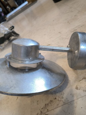 Massive wall light like new
