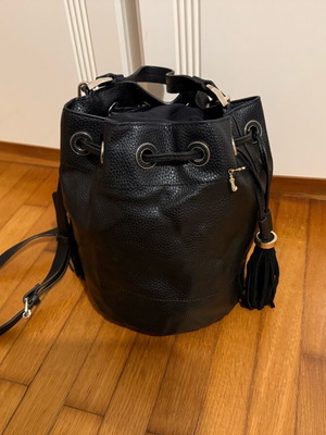 Shoulder bucket bag like new, black with gold details
