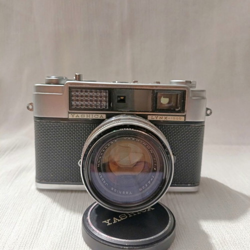 Vintage Yashica Lynx 1000 analog camera like new