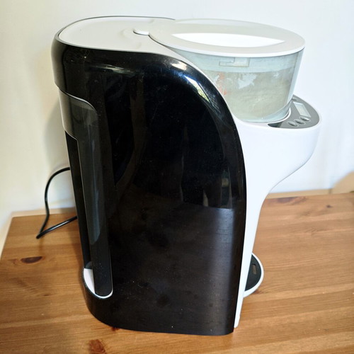Baby Brezza automatic formula maker like new with box and accessories