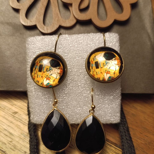 Collection of 4 pairs of earrings