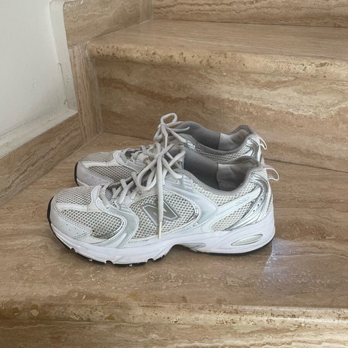New Balance athletic shoes used, size 40.5, white and gray