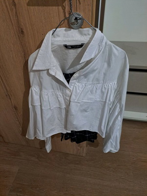 Zara short white shirt like new, size L