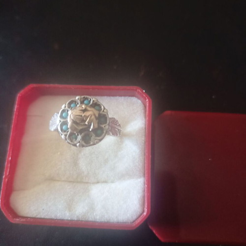 Silver ring from the 60s with 18k gold rose and turquoise, like new