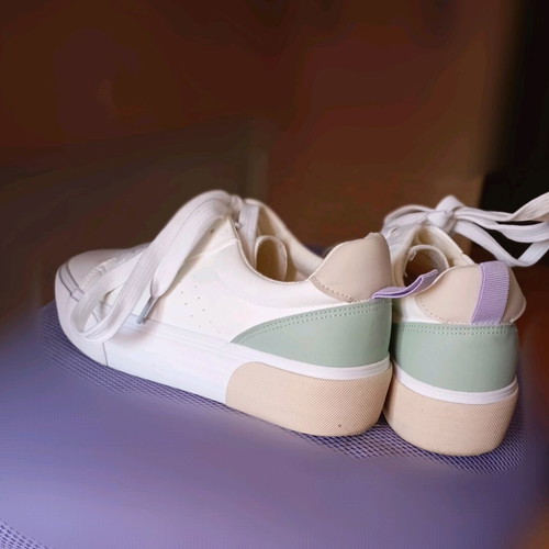 White sneakers new, athletic style, size 38