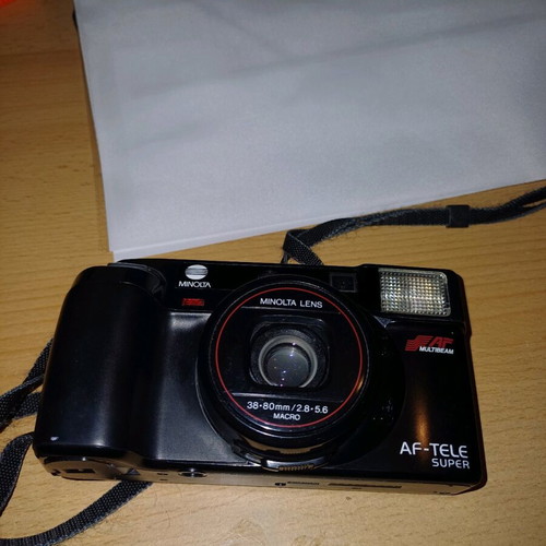 Minolta AF-TELE SUPER camera used with auto focus