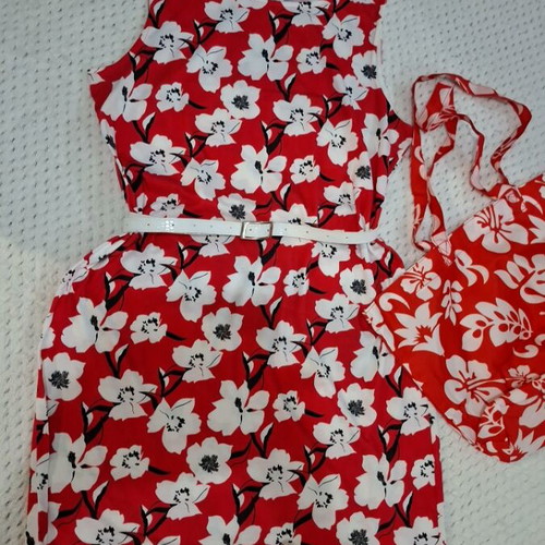 Floral dress AWG Mode Center XXL like new, black and red
